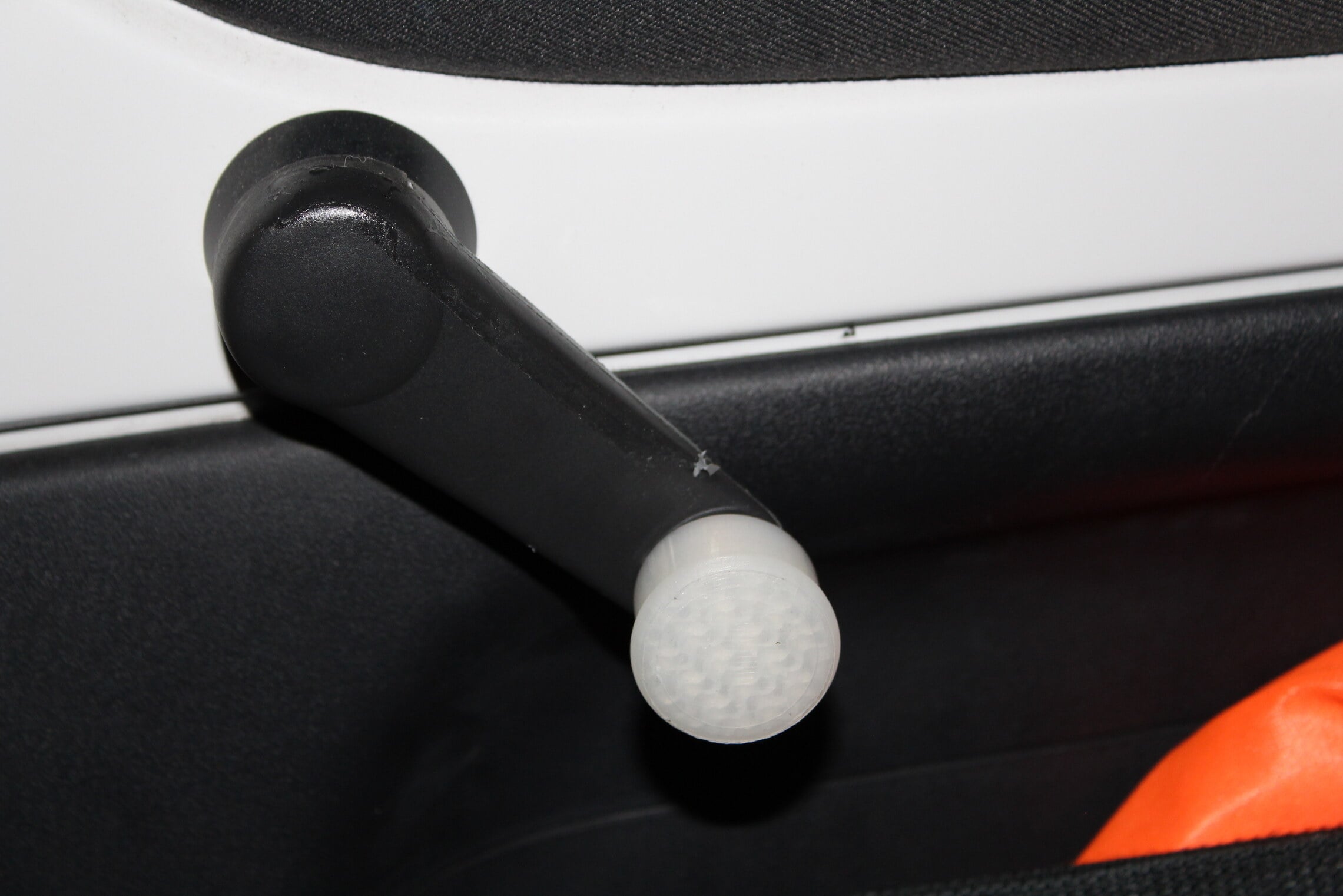 Flannel grey interior manual window regulator crank handle for 1998-2005 VW Lupo, matches OEM part numbers 6X0837581 and substitute 1H0837581B.