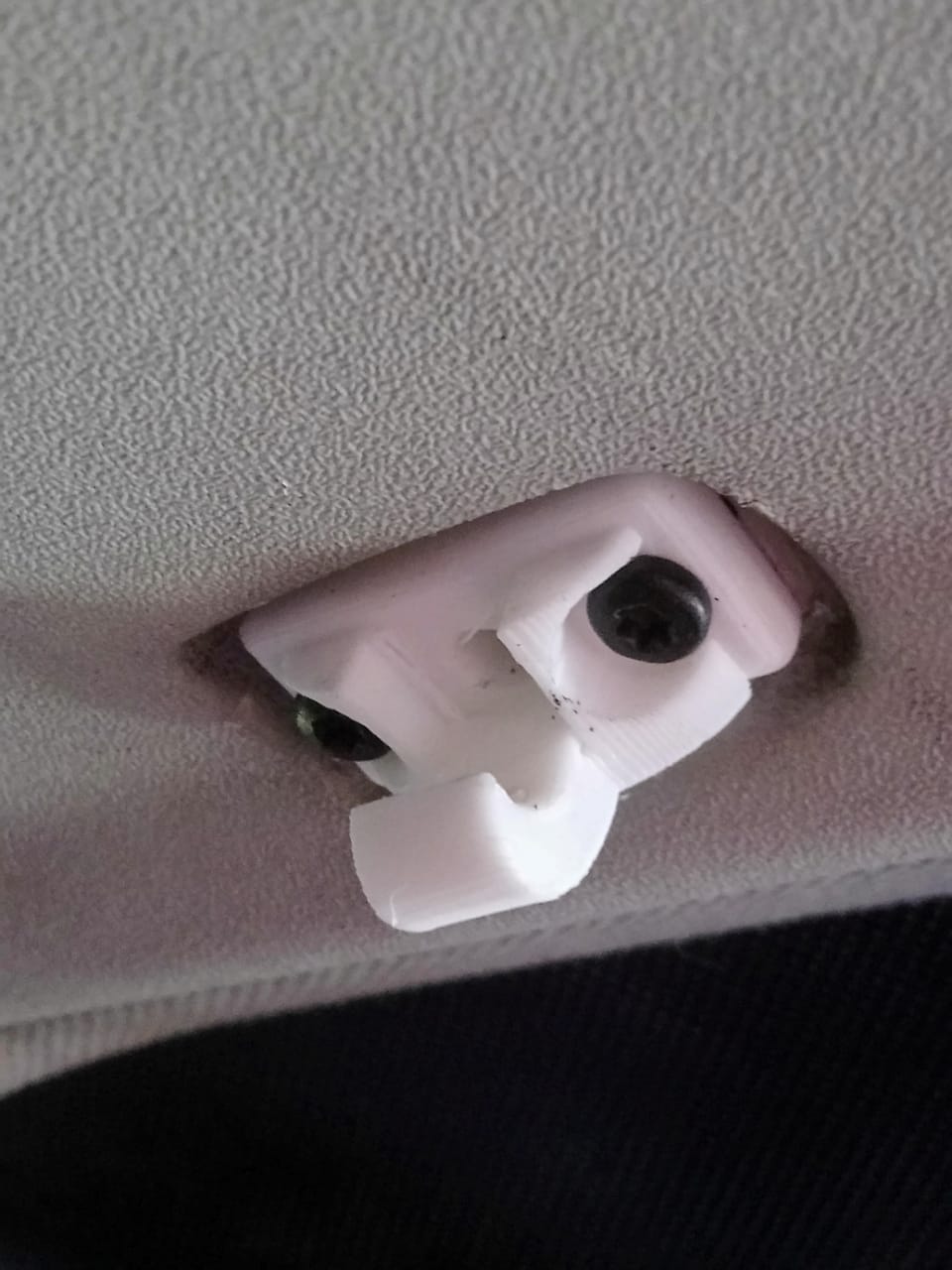 2003-2010 VW Caddy Sun Visor Clip
